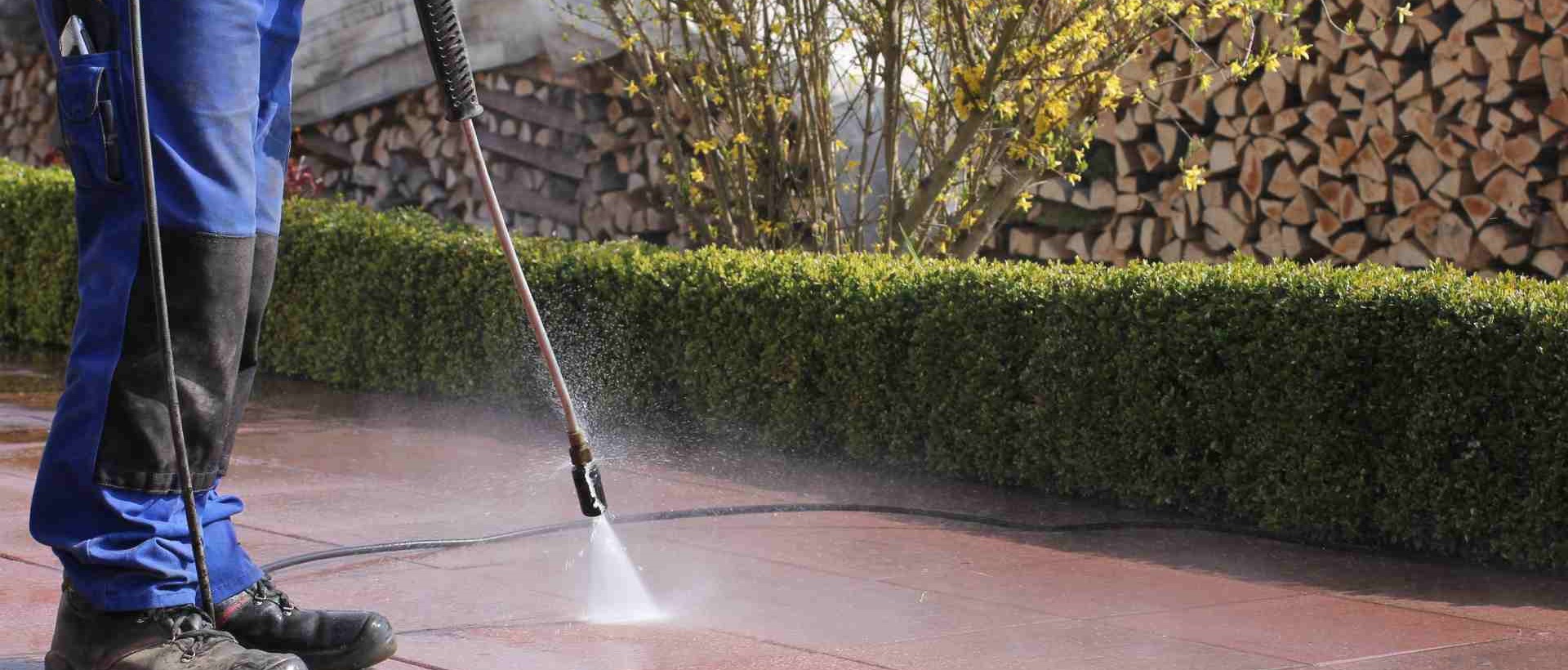 garden maintenance DA7